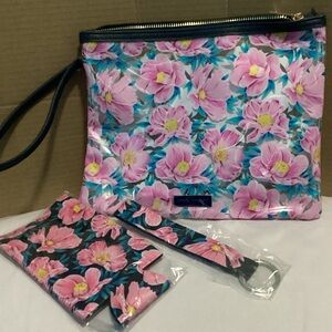 Simply Southern Pink Floral Wristlet set